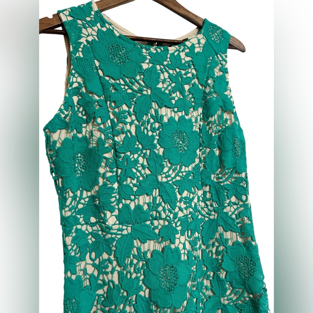 NWT Trulli sz 8 Vibrant Green Lace Overlay Sleeveless Mini Sheath Dress - Picture 3 of 10